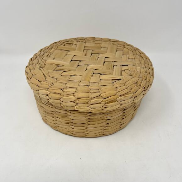 Vintage Natural Seagrass Round Sewing Basket w/Lid - Picture 1 of 12
